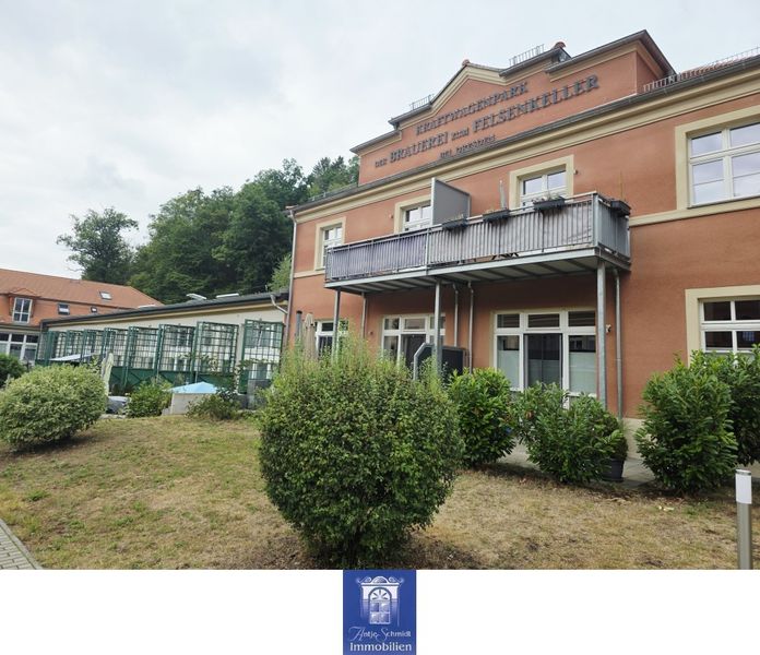 Großzügige Wohnung mit Terrasse und besonderem Wohncharakter